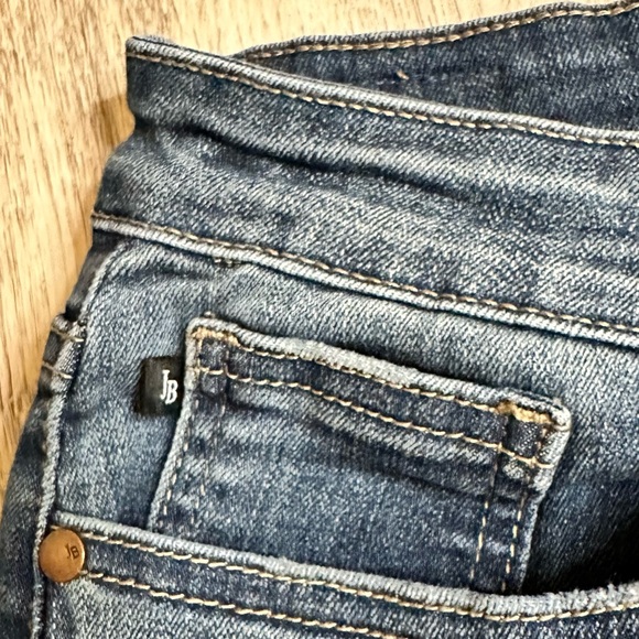 💝Judy Blue Distressed Patch Boyfriend Fit Jean size 11/30 - Picture 2 of 13